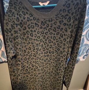 Terra & Sky Black Sweater